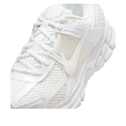 Vome 5's Triple White