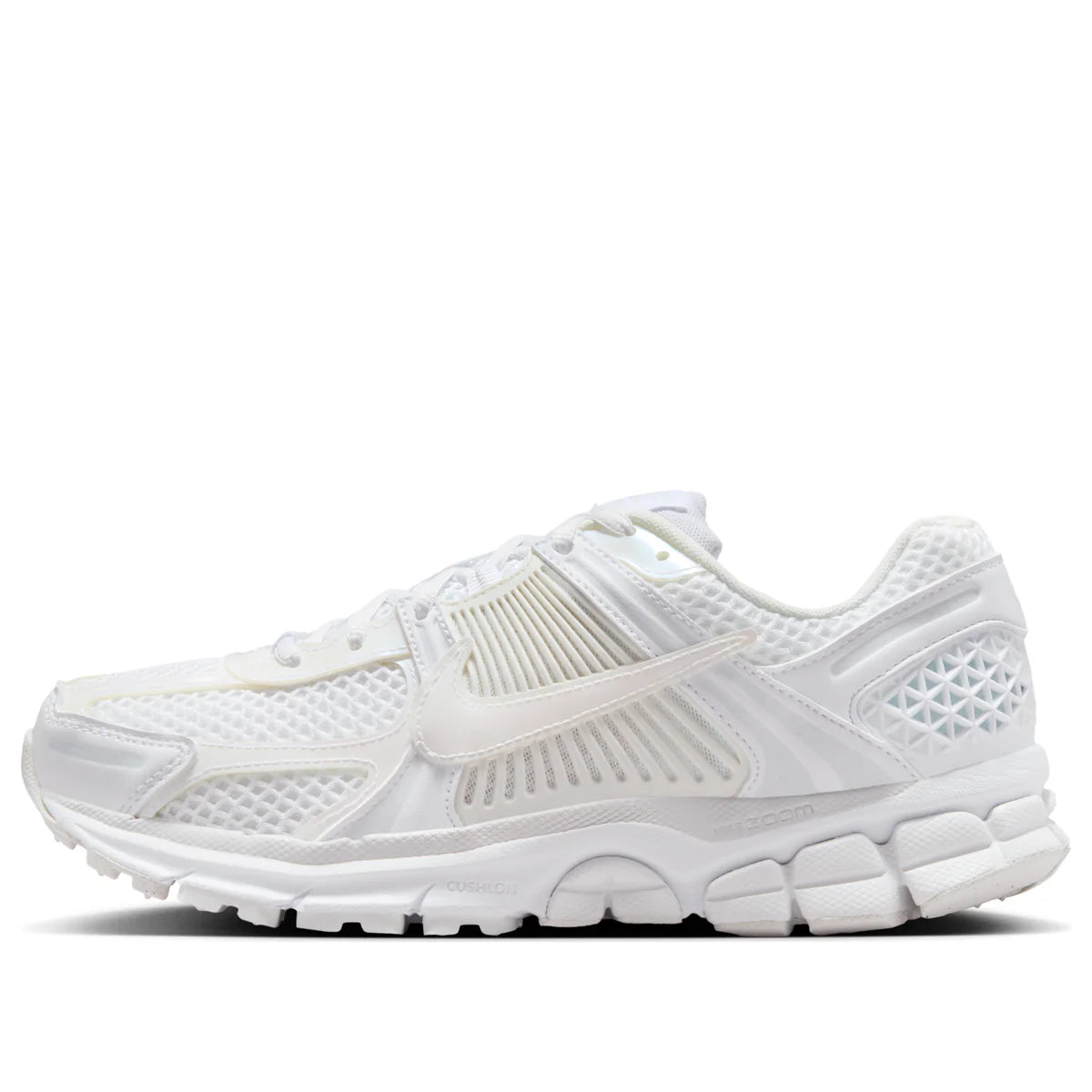 Vome 5's Triple White